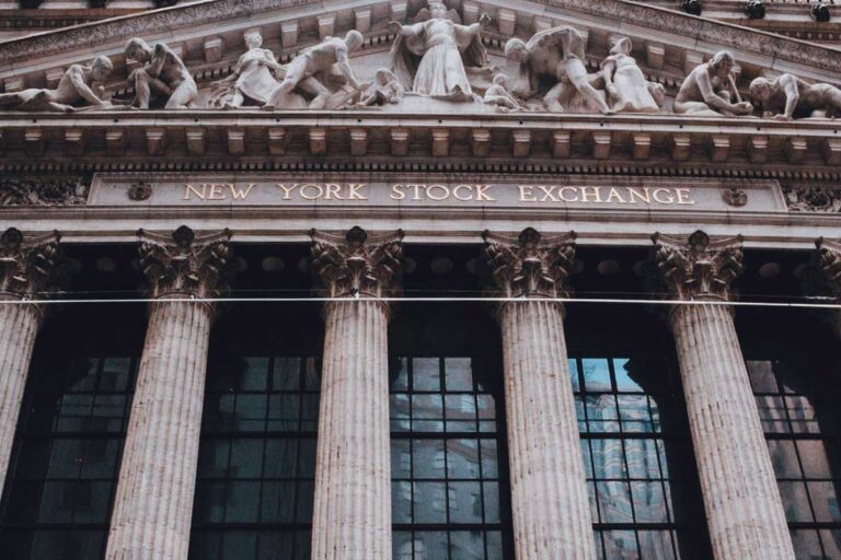 What are Stock Exchanges? Meaning, Types, Examples